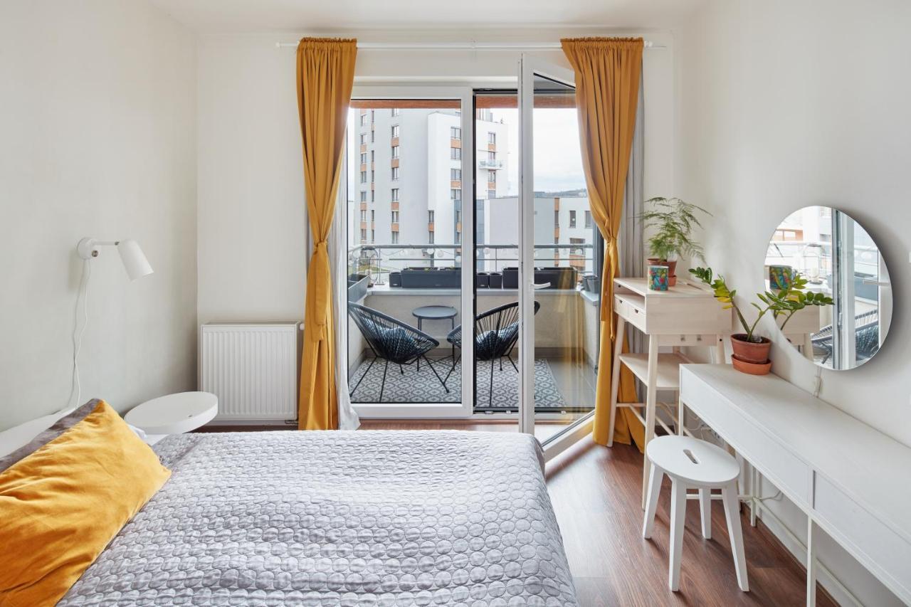 Days - Bright Interior - Free Parking - Spacious Layout * Praga